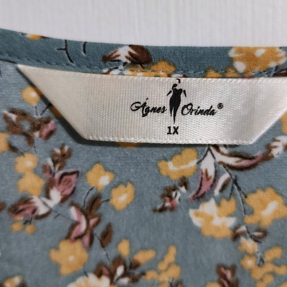 Agnes Orinda Women's Plus Size 1X Chiffon Floral Flared Short Sleeve Blouse - Picture 3 of 4